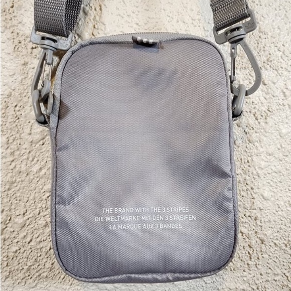 BNWT Adidas Side Bag - Picture 2 of 6